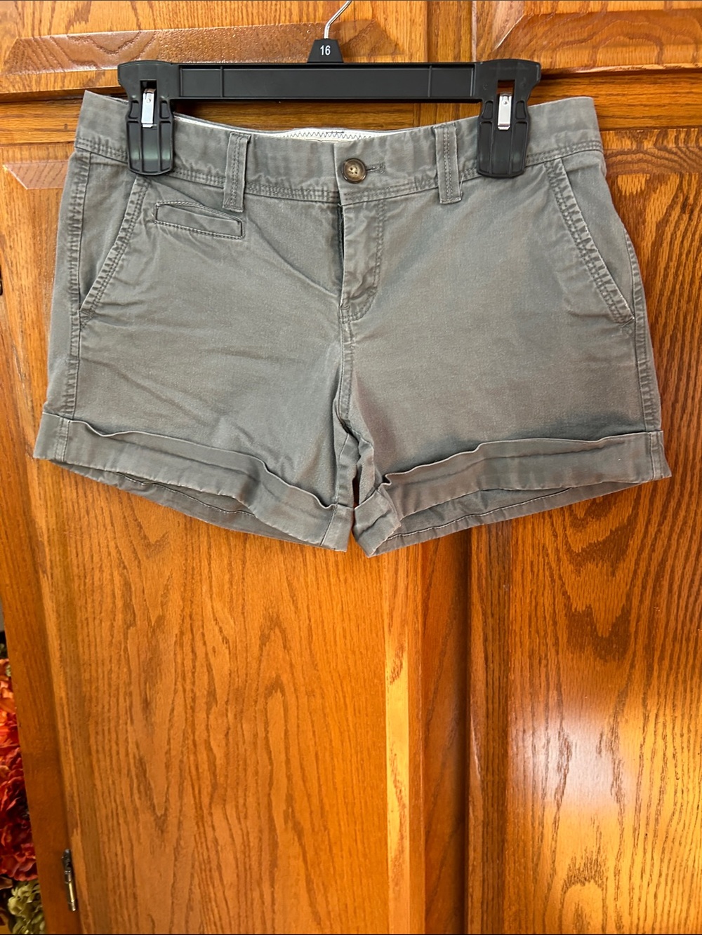 Old Navy Olive Green Cuffed Women's Shorts